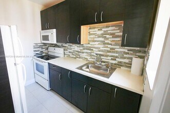 11105 NE 9th Ave in Biscayne Park, FL - Building Photo - Building Photo