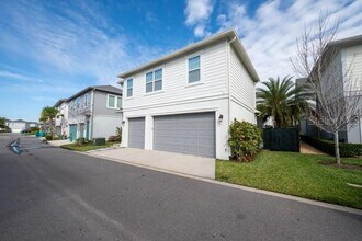 8276 Modiano St in Orlando, FL - Foto de edificio - Building Photo