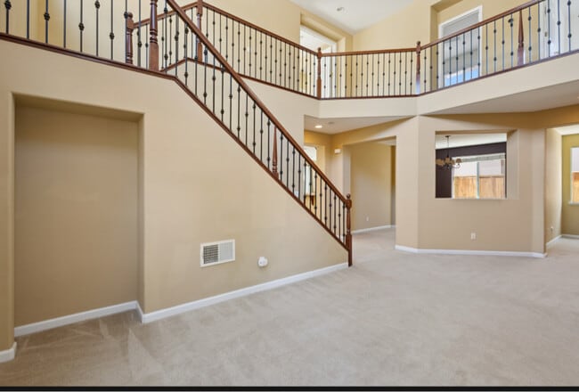 20629 Sarazen Pl in Patterson, CA - Foto de edificio - Building Photo