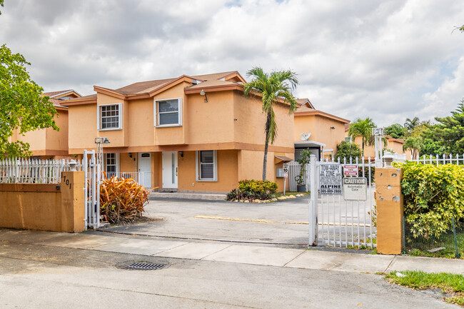 Matanzas Condominium in Hialeah, FL - Building Photo - Building Photo