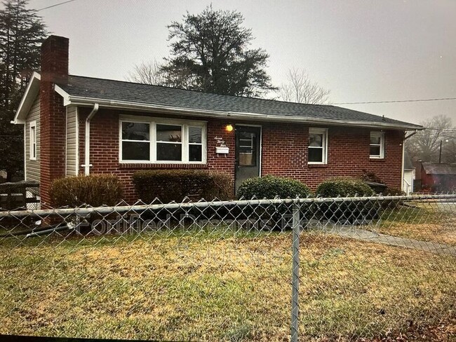 property at 734 W 25 1/2 St