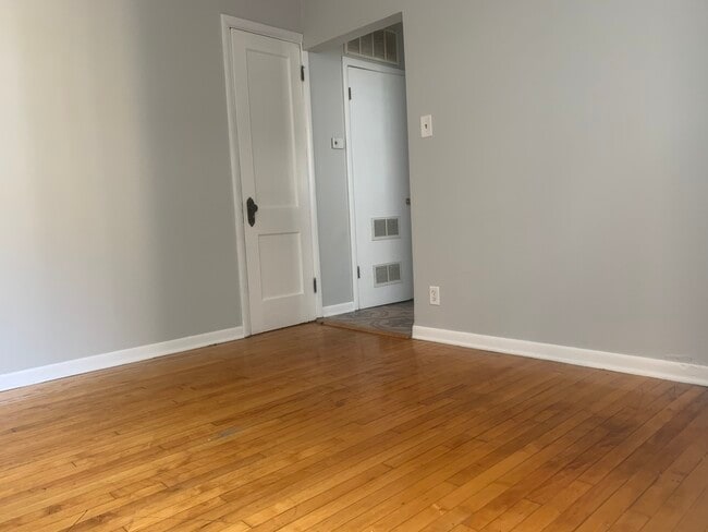 1424 N Maplewood Ave in Chicago, IL - Building Photo - Building Photo