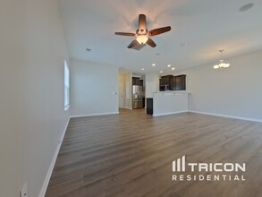 844 Parnell Ct in Columbia, SC - Foto de edificio - Building Photo