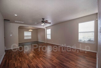 518 Reba in Converse, TX - Building Photo - Building Photo