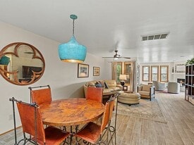 207 Camino De Los Marquez in Santa Fe, NM - Building Photo