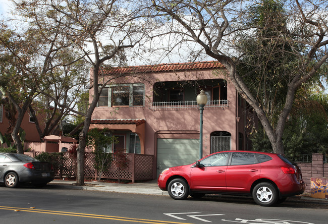 2116 Fern St in San Diego, CA - Building Photo - Building Photo