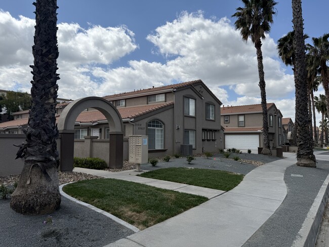 25621 Prospect Ave