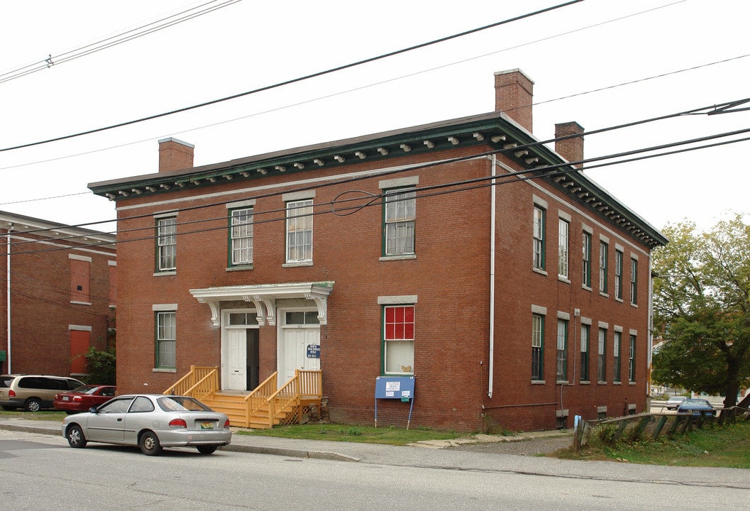 259-257 Park St in Lewiston, ME - Building Photo