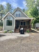 322 NW River Rd in Sebago, ME - Building Photo - Building Photo