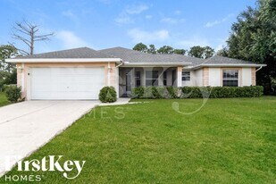 324 Lillon Ave S in Lehigh Acres, FL - Building Photo