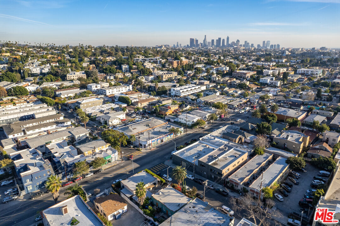 4307 Burns Ave in Los Angeles, CA - Building Photo