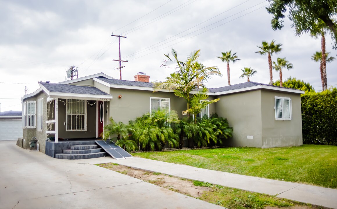 3779-3781 S Hobart Blvd in Los Angeles, CA - Building Photo