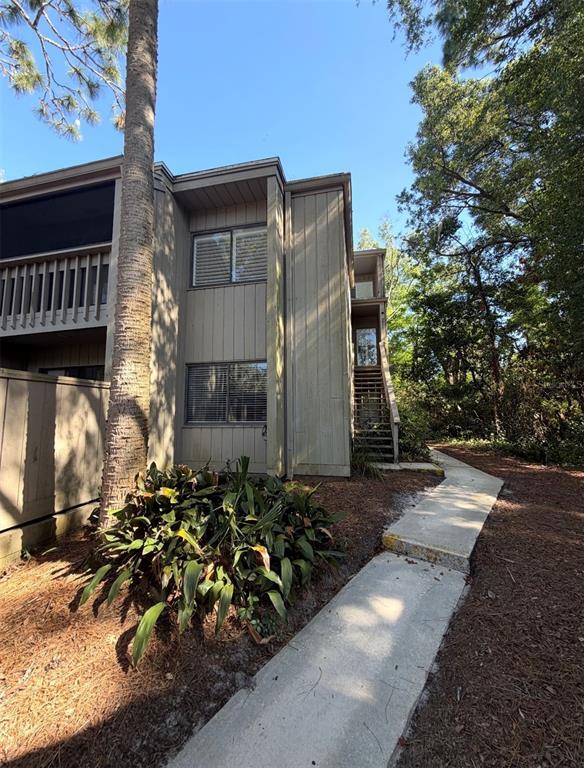 property at 211 Crown Oaks Way