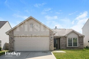 8407 Fort Sumter Dr in Indianapolis, IN - Building Photo