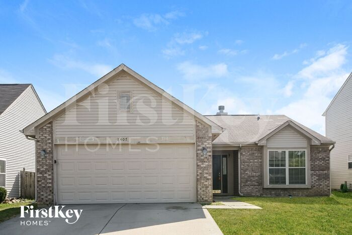 8407 Fort Sumter Dr in Indianapolis, IN - Building Photo