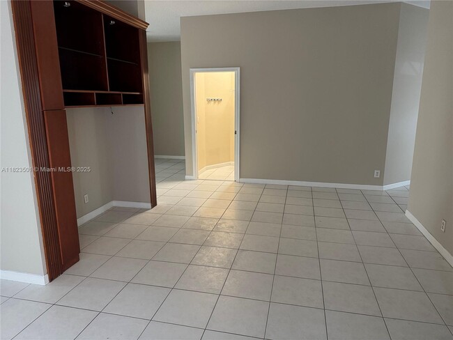 3845 NW 43rd Ter in Coconut Creek, FL - Building Photo - Building Photo