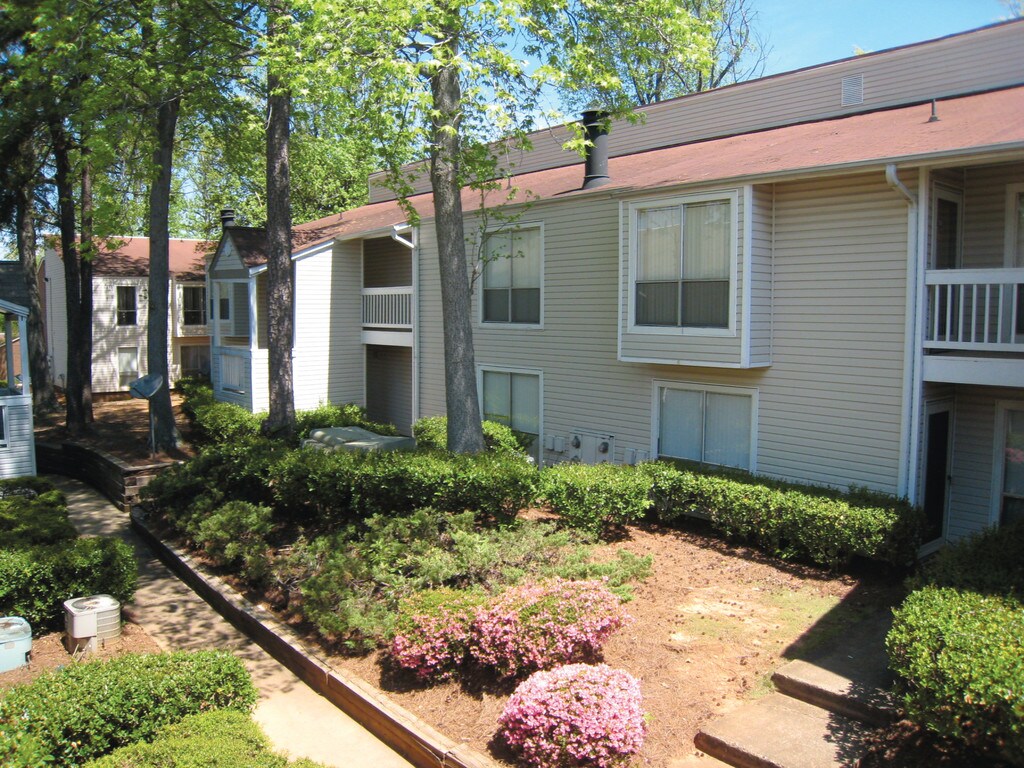 Overlook Apartments Greenville, SC Apartments