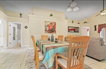 100 Cardinal Ct in Davenport, FL - Building Photo - Building Photo