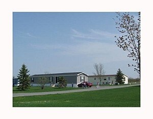 Indian River Estates in Theresa, NY - Foto de edificio