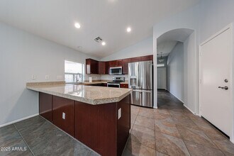 24318 N 27th Pl in Phoenix, AZ - Building Photo - Building Photo