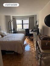 201 E 28th St in New York, NY - Building Photo - Building Photo