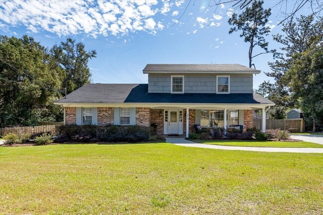 property at 696 Greenwood Ave