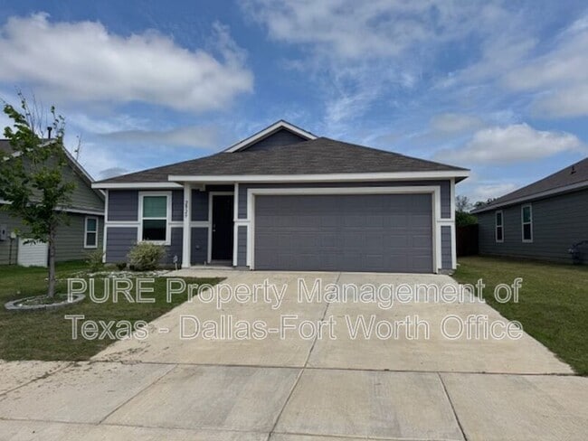 property at 2929 Dora Dr