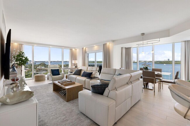 10275 Collins Ave, Unit 1031 in Bal Harbour, FL - Building Photo - Building Photo