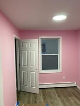 79 Byfield St, Unit Left in Providence, RI - Building Photo - Building Photo