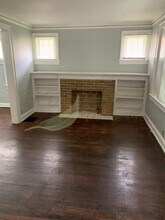 2201 E 67th St in Kansas City, MO - Building Photo - Building Photo