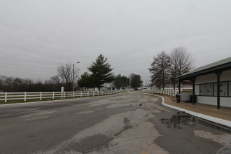 Countryside Village in Columbia, TN - Building Photo - Building Photo