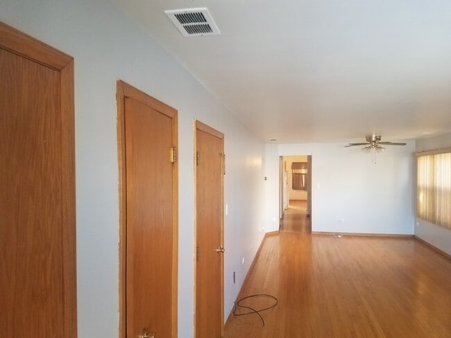 6042 S Kolmar Ave, Unit 2