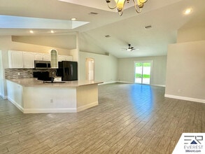 142 Bridgehaven Dr in Palm Coast, FL - Building Photo - Building Photo