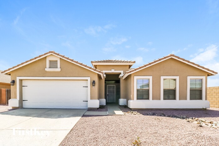 17491 W Mohave St in Goodyear, AZ - Building Photo