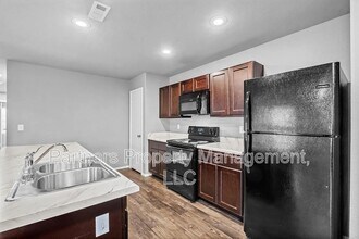 234 E Anabranch Ct in Farmington, AR - Building Photo - Building Photo