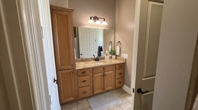 The Gateway Village in Murfreesboro, TN - Foto de edificio - Building Photo