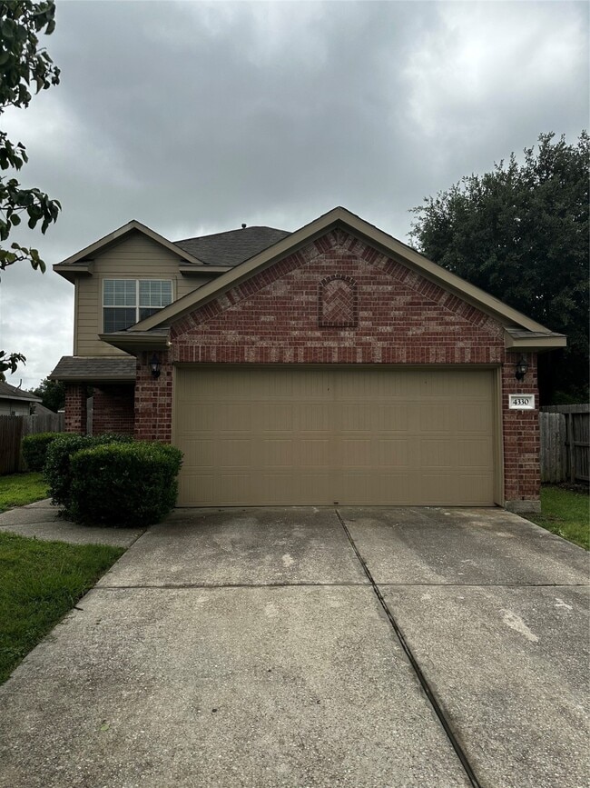 4330 Sprangletop Ave in Baytown, TX - Foto de edificio - Building Photo