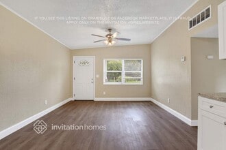 142 Country Club Cir in Sanford, FL - Building Photo - Building Photo