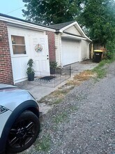 12 E 54th St, Unit B in Savannah, GA - Building Photo - Building Photo