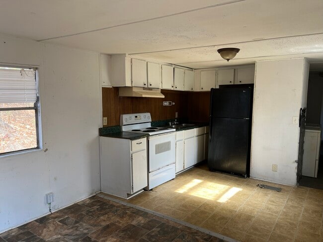 6704 Skyview Dr SE in Acworth, GA - Building Photo - Building Photo