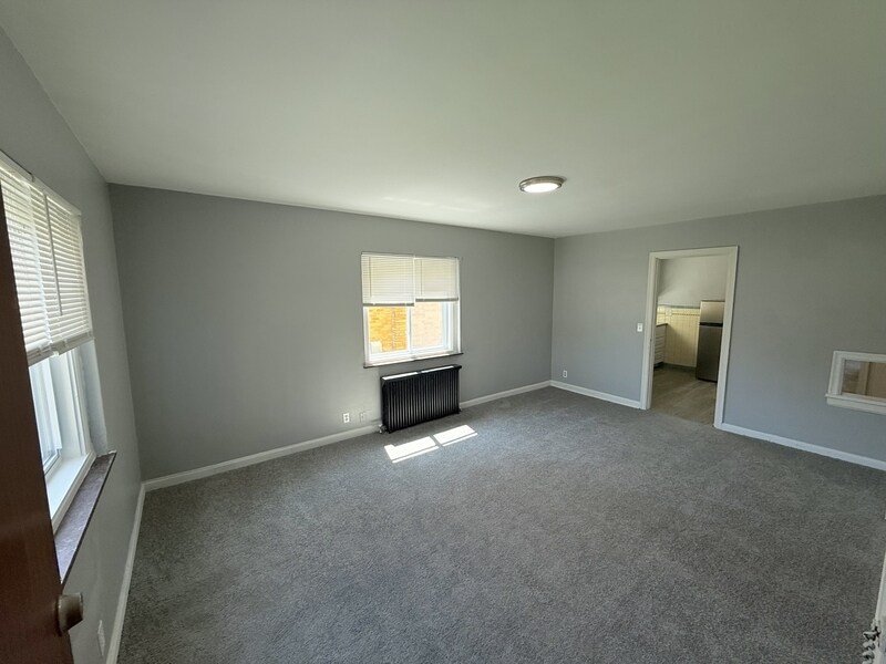 3135 Mozart Ave in Cincinnati, OH - Building Photo