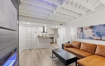 799 Barnett St NE in Atlanta, GA - Building Photo - Building Photo