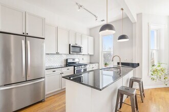 1460 W Ohio St in Chicago, IL - Building Photo - Building Photo