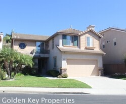 4709 Sandalwood Way in Oceanside, CA - Building Photo