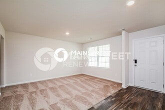 505 Lake Carol Dr in Zebulon, NC - Building Photo - Building Photo
