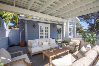 950 Olive Ave in Coronado, CA - Building Photo - Building Photo