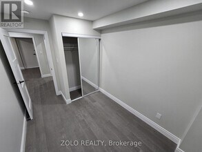 157 Glen Springs Dr in Toronto, ON - Building Photo - Building Photo