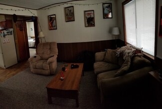 405 Kase St, Unit 405 in Platteville, WI - Foto de edificio - Building Photo