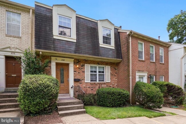 838 College Pkwy in Rockville, MD - Building Photo - Building Photo