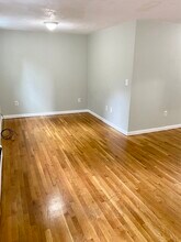 75 7th St, Unit 1 in Cambridge, MA - Building Photo - Building Photo